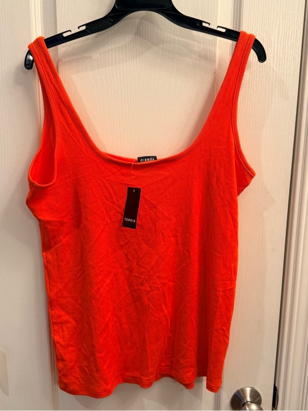 Torrid Bright Orange Ribbed Tank. Size 2 - Picture 4 of 4